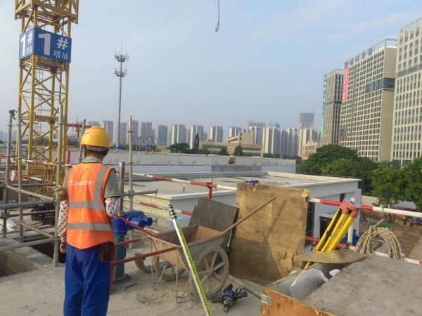 不銹鋼護(hù)欄施工 不銹鋼護(hù)欄施工